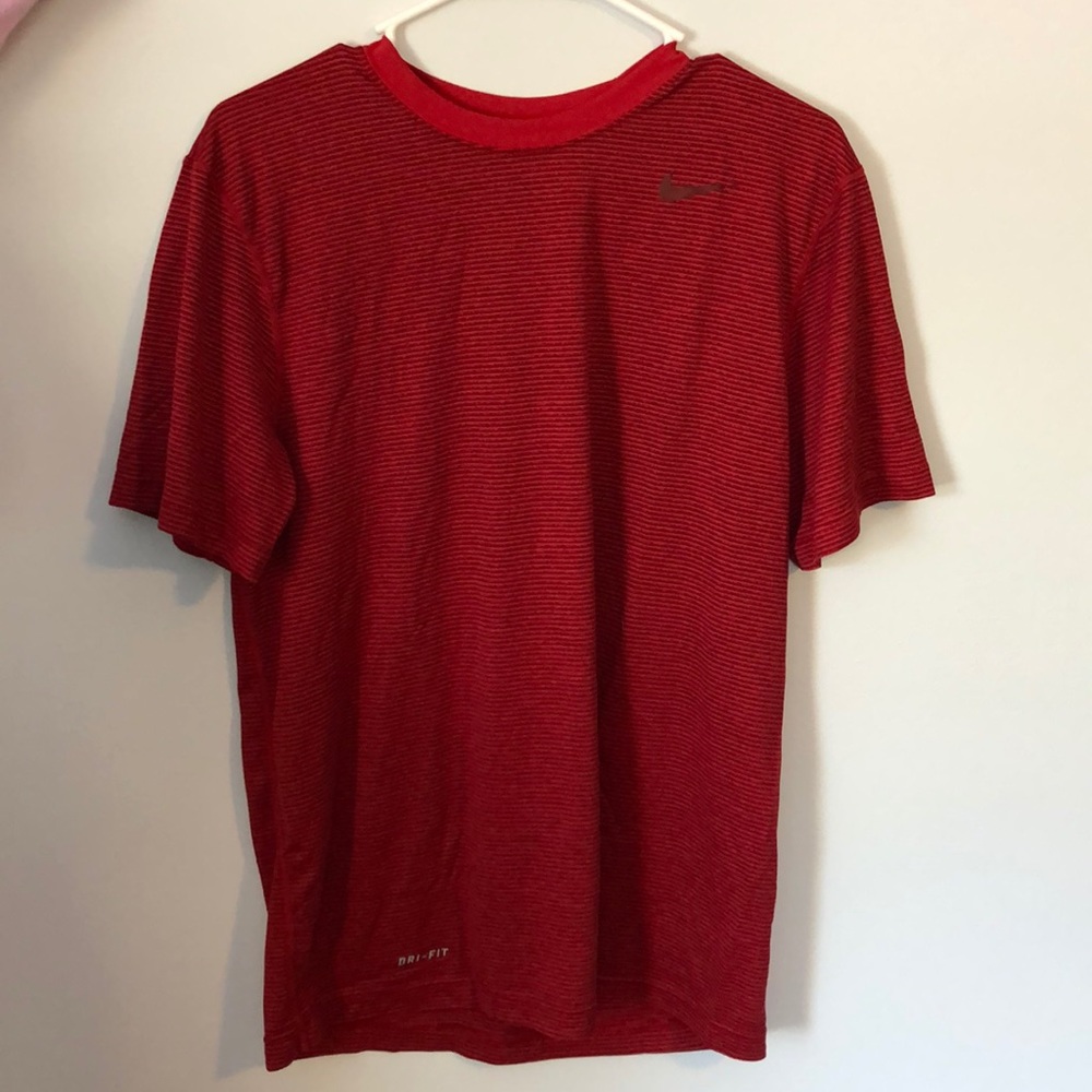 red stripped nike dri-fit short sleeve t-shirt